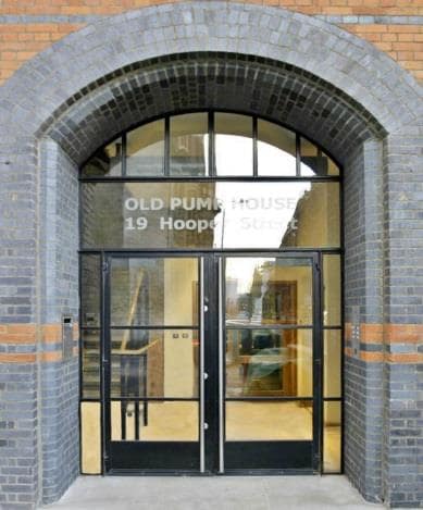 19 Hooper St, Londres à louer - Photo de l’immeuble – Image 2 sur 21