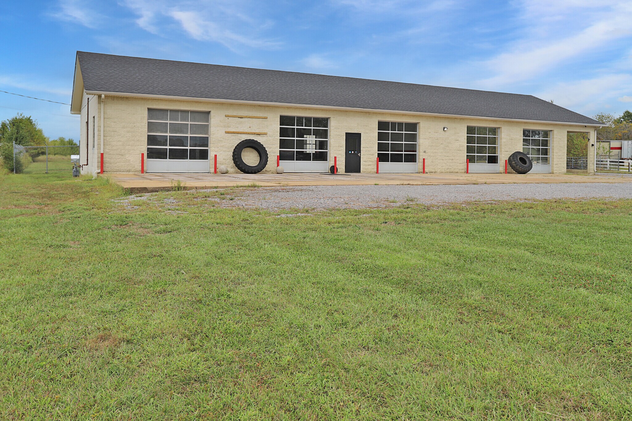 1184 Poor Farm Rd, Murray, KY à vendre Photo de l’immeuble– Image 1 sur 22