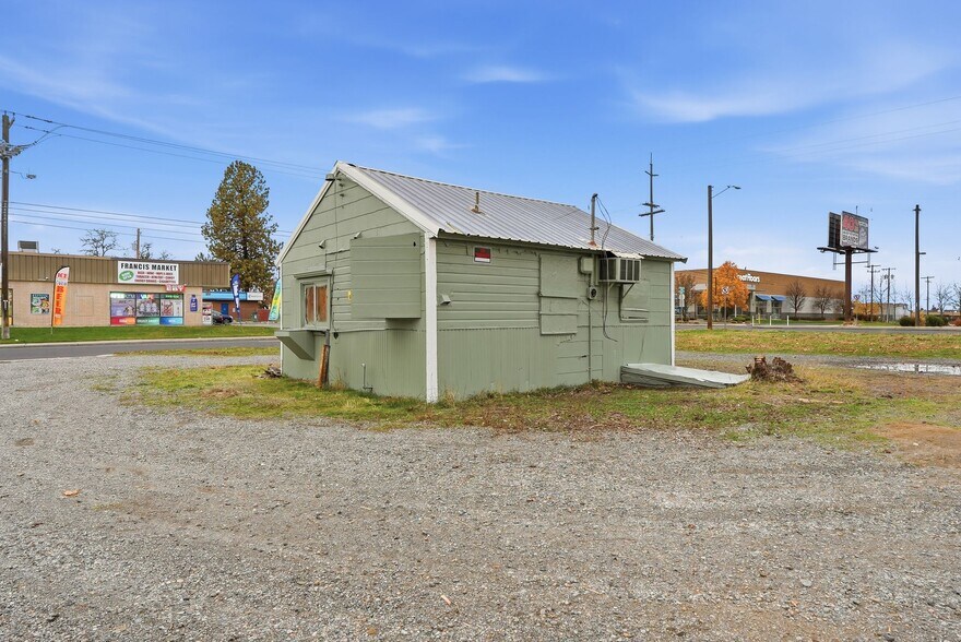 6216-6228 N Lidgerwood St, Spokane, WA à vendre - Photo de l’immeuble – Image 3 sur 7
