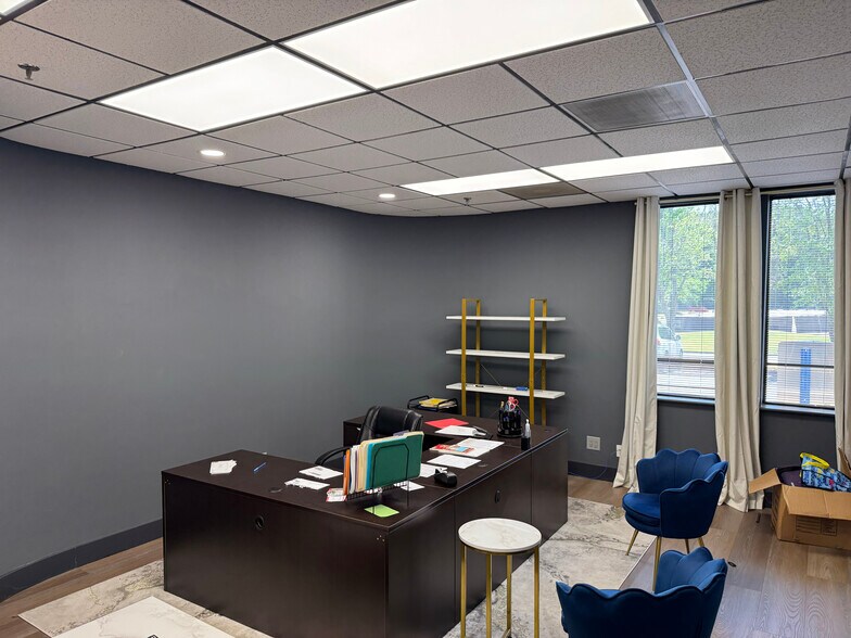 550 Commerce Park Dr SE, Marietta, GA à vendre - Photo de l’immeuble – Image 3 sur 11