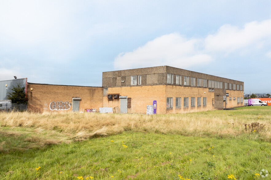 201 Glasgow Rd, Rutherglen à vendre - Photo de l’immeuble – Image 1 sur 4