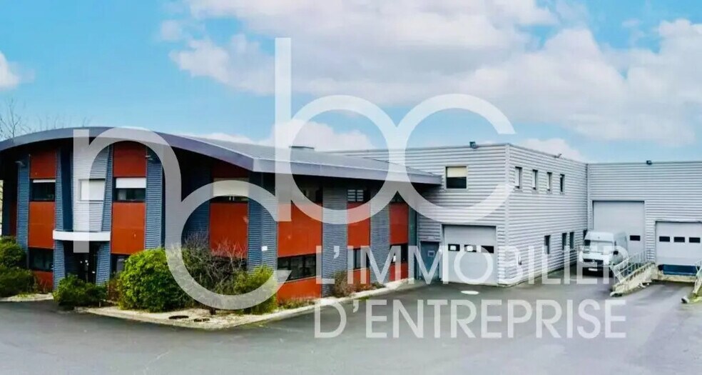 Local d’activités dans Fleurieux-sur-l'Arbresle à louer - Photo de l’immeuble – Image 1 sur 7