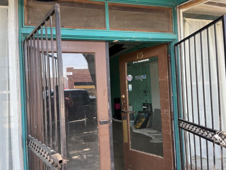 115 N Chadbourne St, San Angelo, TX à vendre - Photo de l’immeuble – Image 2 sur 9