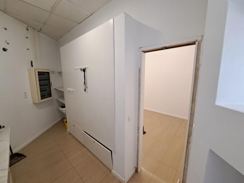 Local commercial dans Alzira, Valencia à louer - Photo intérieure – Image 3 sur 14