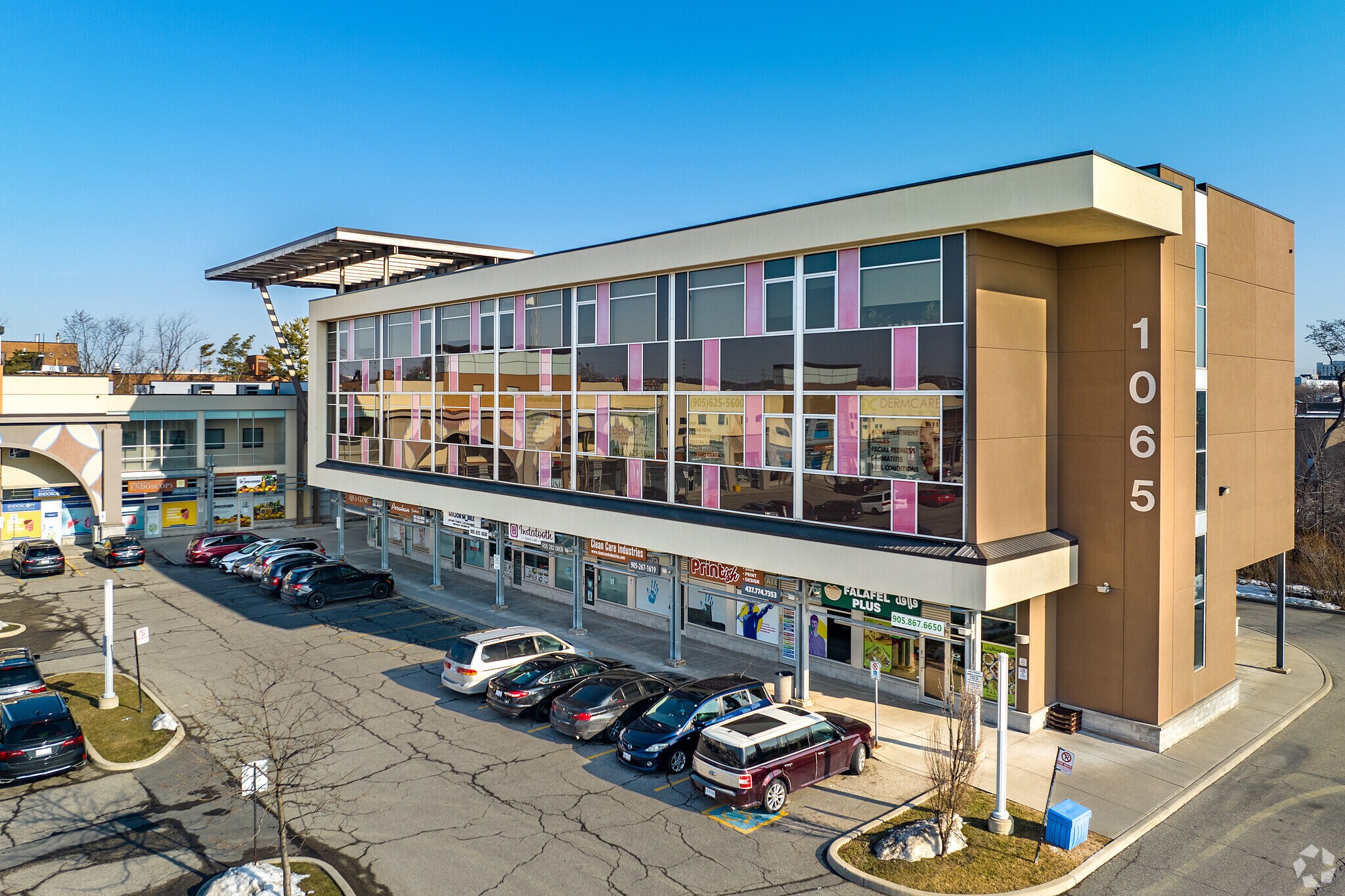 1065 Canadian Pl, Mississauga, ON à louer Photo principale– Image 1 sur 5