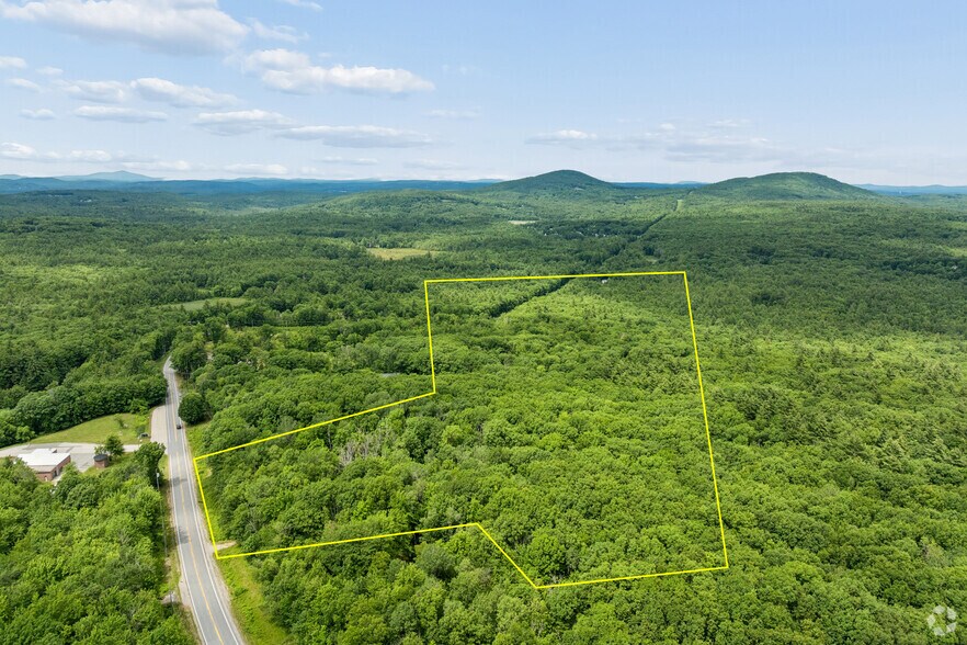 111 Chestnut Hill Rd, New Boston, NH à vendre - Photo de l’immeuble – Image 1 sur 15