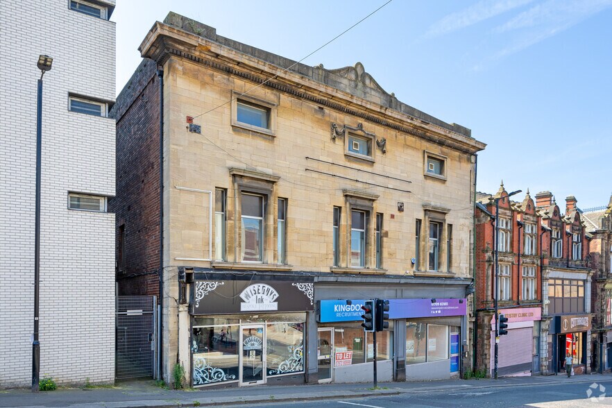 8-12 Doncaster Gate, Rotherham à vendre - Photo de l’immeuble – Image 2 sur 2