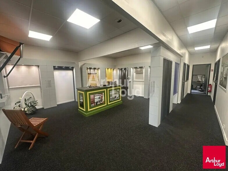 Local commercial dans Cesson-Sévigné à louer - Photo de l’immeuble – Image 2 sur 4