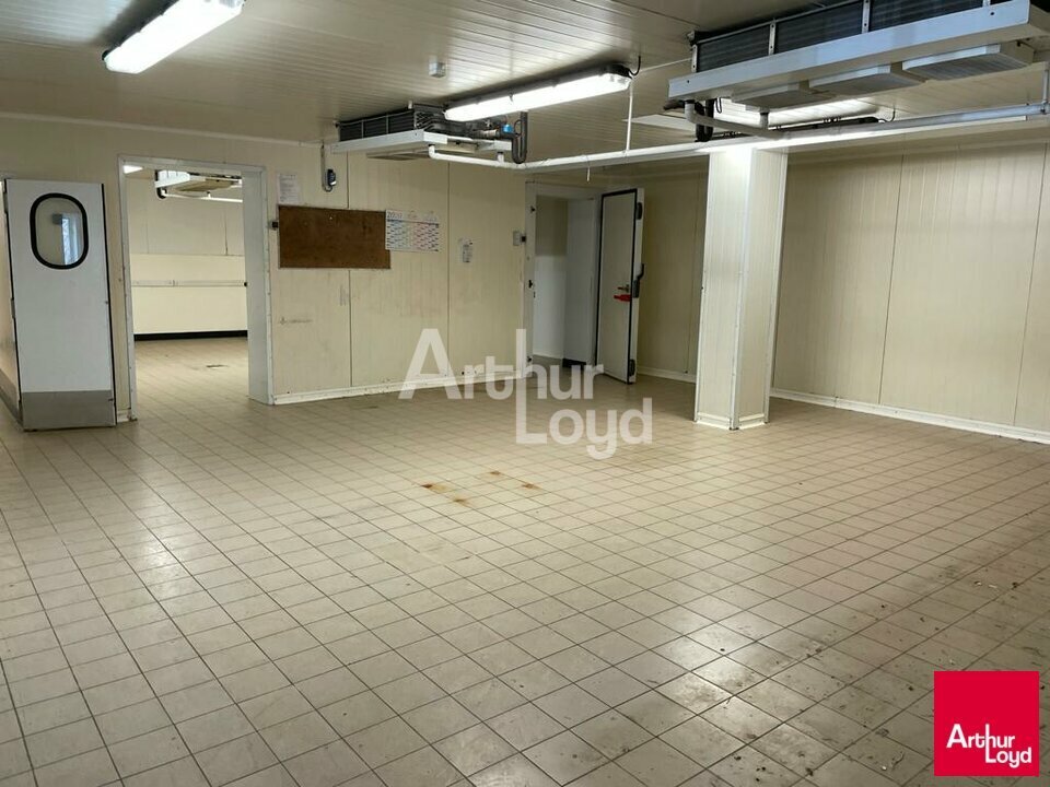 Local d'activités dans Mer à vendre Photo intérieure– Image 1 sur 3