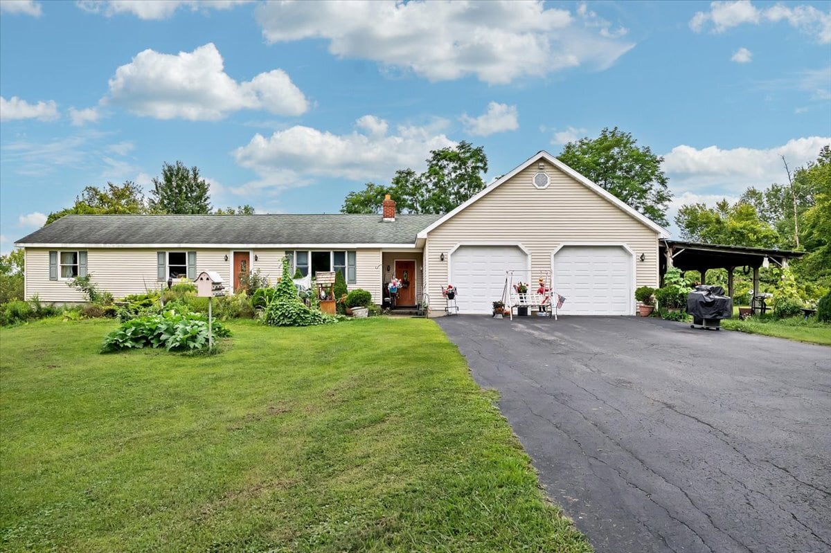 164 Lepper Rd, Fort Johnson, NY à vendre Photo principale– Image 1 sur 18