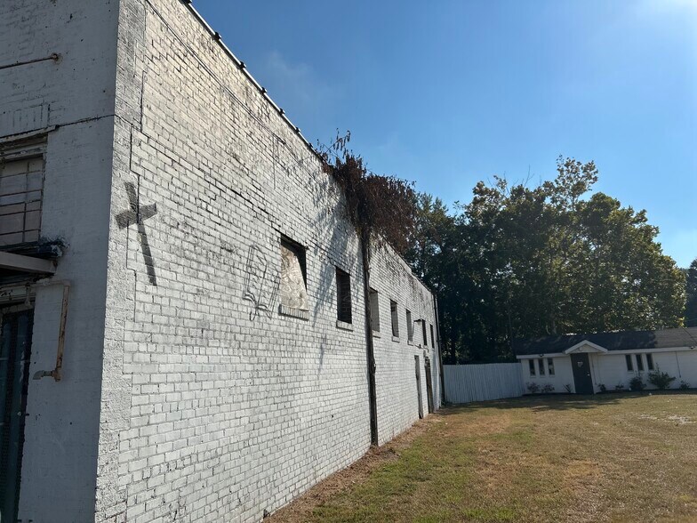 710 Scenic Hwy, Baton Rouge, LA à vendre - Photo de l’immeuble – Image 2 sur 18