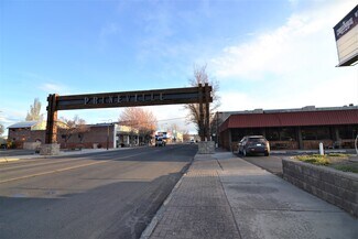 Plus de détails pour 121 NE 3rd St, Prineville, OR - Local commercial à vendre