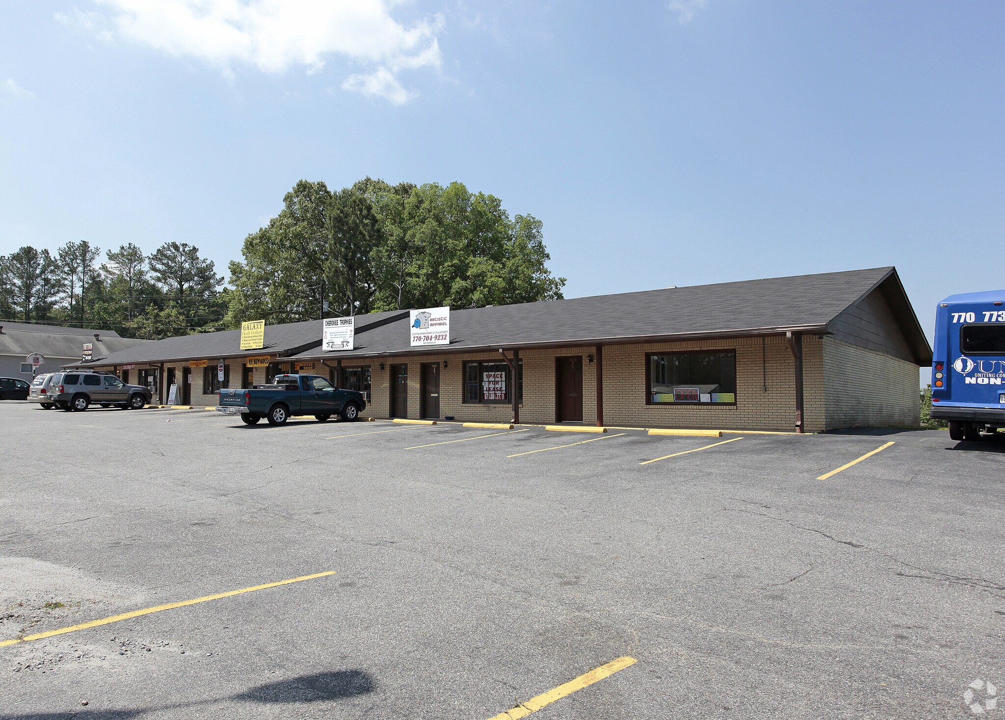 2191 Marietta Hwy, Canton, GA à vendre Photo de l’immeuble– Image 1 sur 14