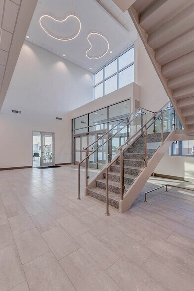 18760 US 59 N hwy, Humble, TX à louer - Photo de l’immeuble – Image 3 sur 14