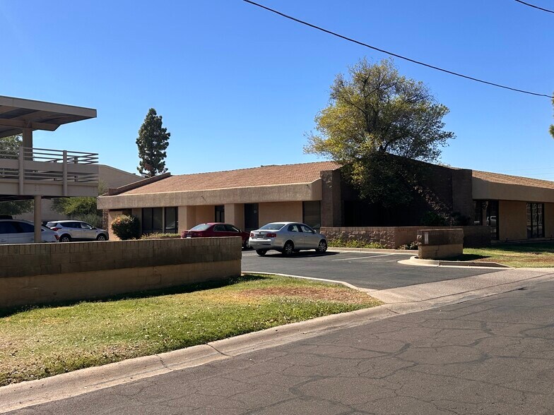 4531 N 16th St, Phoenix, AZ à louer - Photo de l’immeuble – Image 2 sur 5