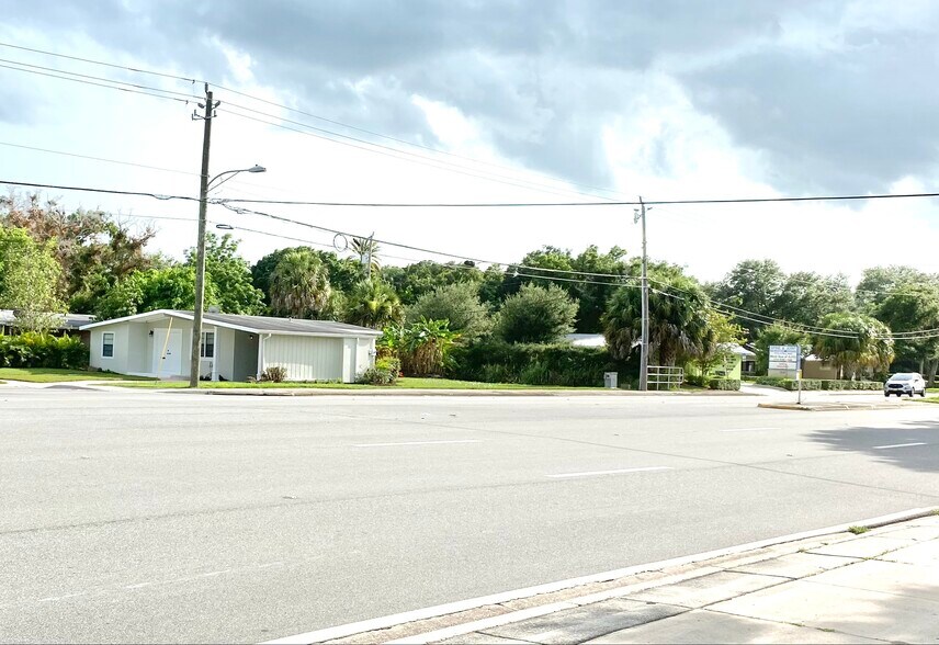 1985 31st Ave, Vero Beach, FL à vendre - Photo de l’immeuble – Image 3 sur 29