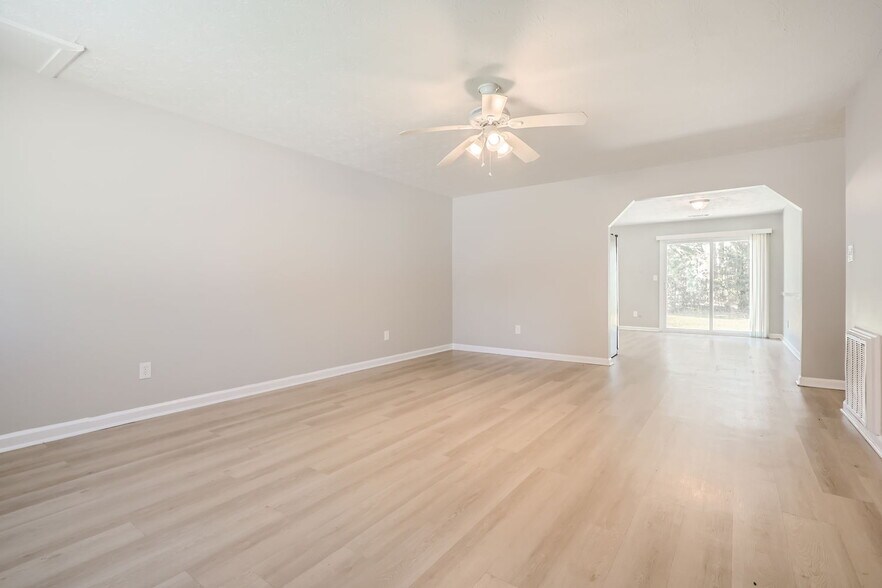 2638 Fieldstone View Ln SE, Conyers, GA à vendre - Photo de l’immeuble – Image 3 sur 32