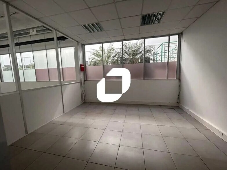 Bureau dans Bezons à louer - Photo intérieure – Image 3 sur 18