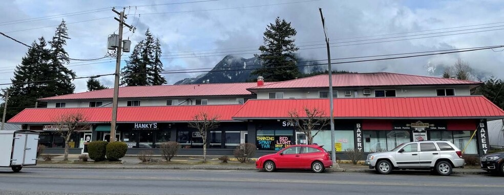 821 6 Ave, Hope, BC à vendre - Photo de l’immeuble – Image 2 sur 4