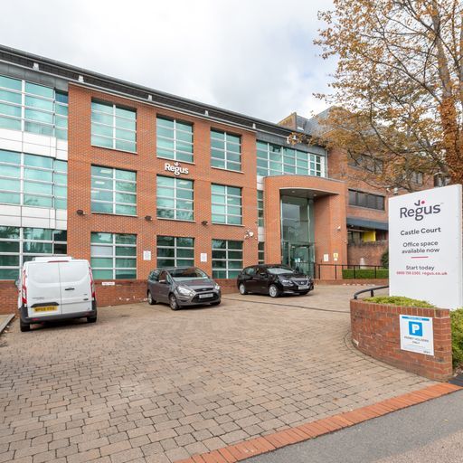 41 London Rd, Reigate à louer - Photo de l’immeuble – Image 1 sur 13