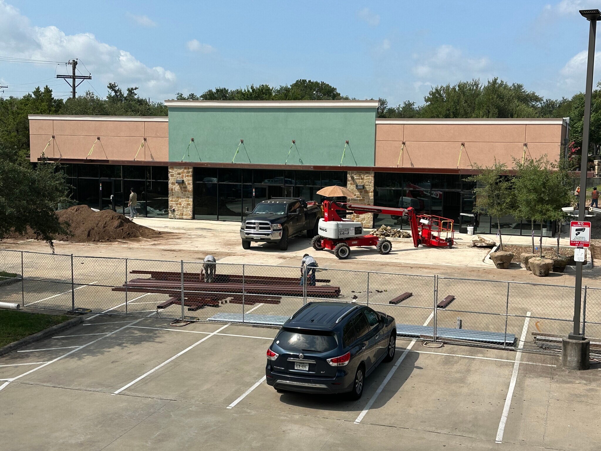 13642 N Highway 183, Austin, TX à louer Photo de l’immeuble– Image 1 sur 5