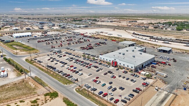 Plus de détails pour 7104 W County Road 116, Midland, TX - Industriel/Logistique à vendre