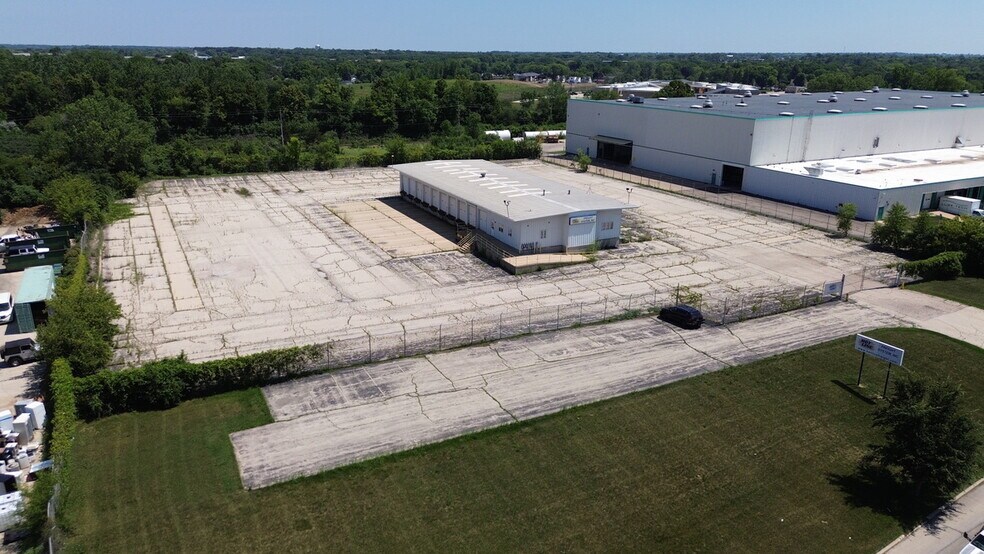 6650 N Industrial Rd, Milwaukee, WI à vendre - Photo de l’immeuble – Image 2 sur 6