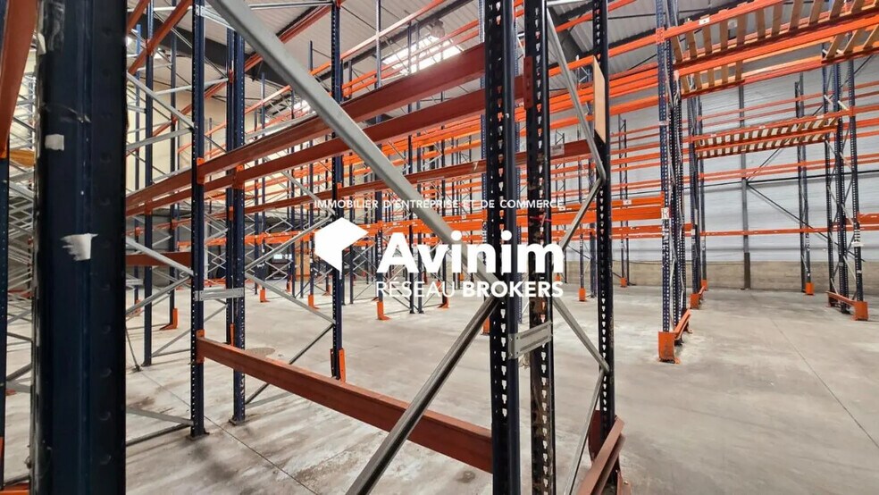 Industriel/Logistique dans Goussainville à vendre - Photo de l’immeuble – Image 3 sur 20