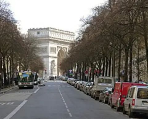 Plus de détails pour Local commercial à louer