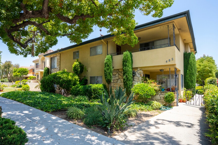 482 S El Molino Ave, Pasadena, CA à vendre - Photo principale – Image 1 sur 12