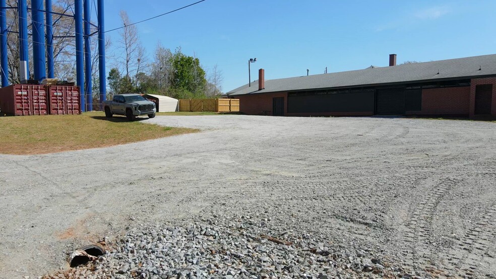 608 Fleming St, Laurens, SC à vendre - Vidéo sur l’annonce professionnelle – Image 2 sur 42