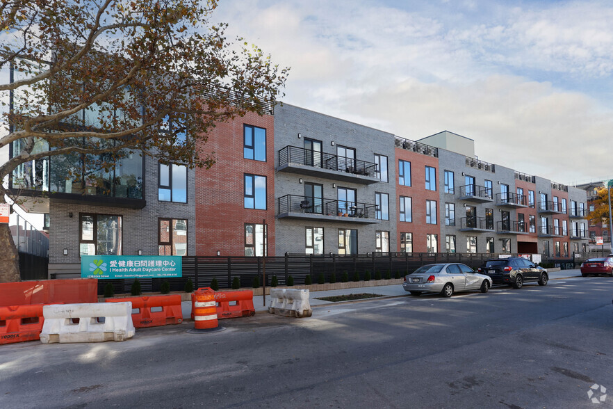 1238 63rd St, Brooklyn, NY à louer - Photo de l’immeuble – Image 2 sur 9