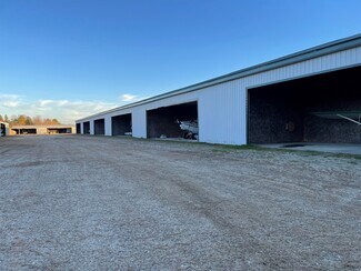 Plus de détails pour 40 Airport Rd, Turner, ME - Industriel/Logistique à louer