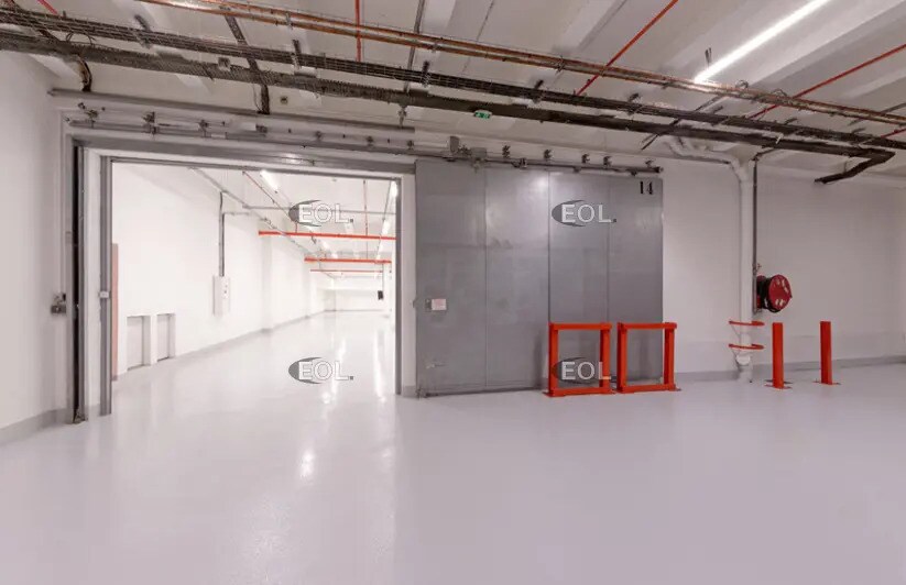 Local d’activités dans Paris à louer - Photo de l’immeuble – Image 2 sur 12