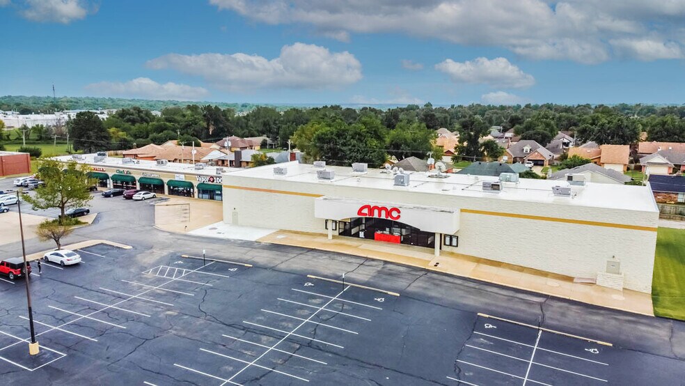 900 E Prospect Ave, Ponca City, OK à louer - Photo principale – Image 2 sur 3