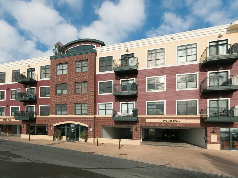 4100 Spring St, Spring Park, MN à louer Photo de l’immeuble– Image 1 sur 26