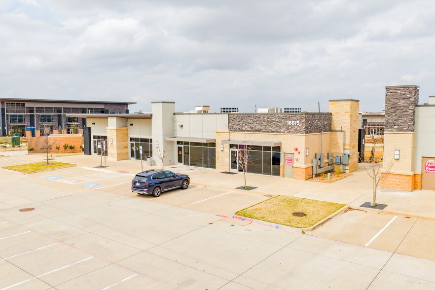 16809 Coit Rd, Frisco, TX à vendre - Photo de l’immeuble – Image 3 sur 4