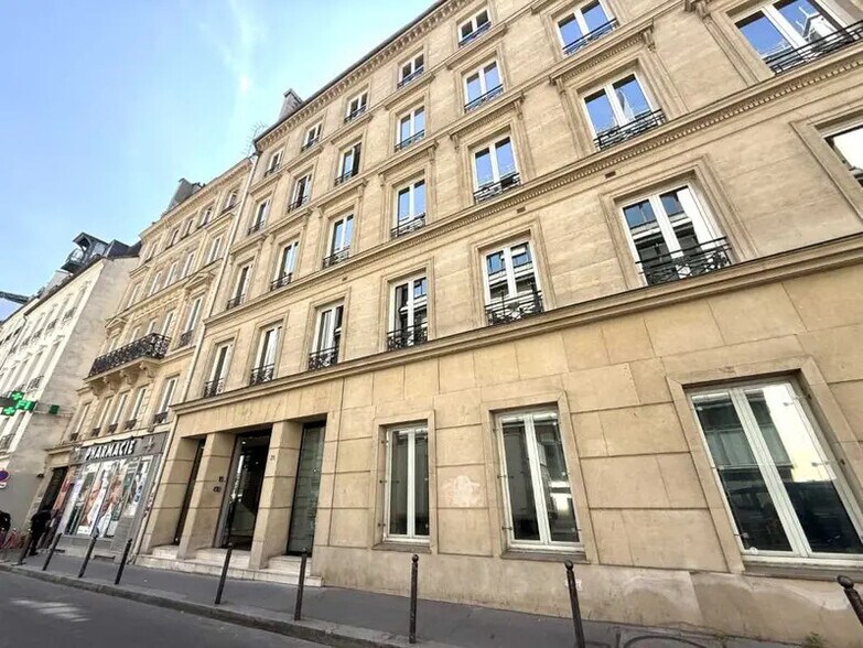 25 Rue De Choiseul, Paris à louer - Photo de l’immeuble – Image 1 sur 18