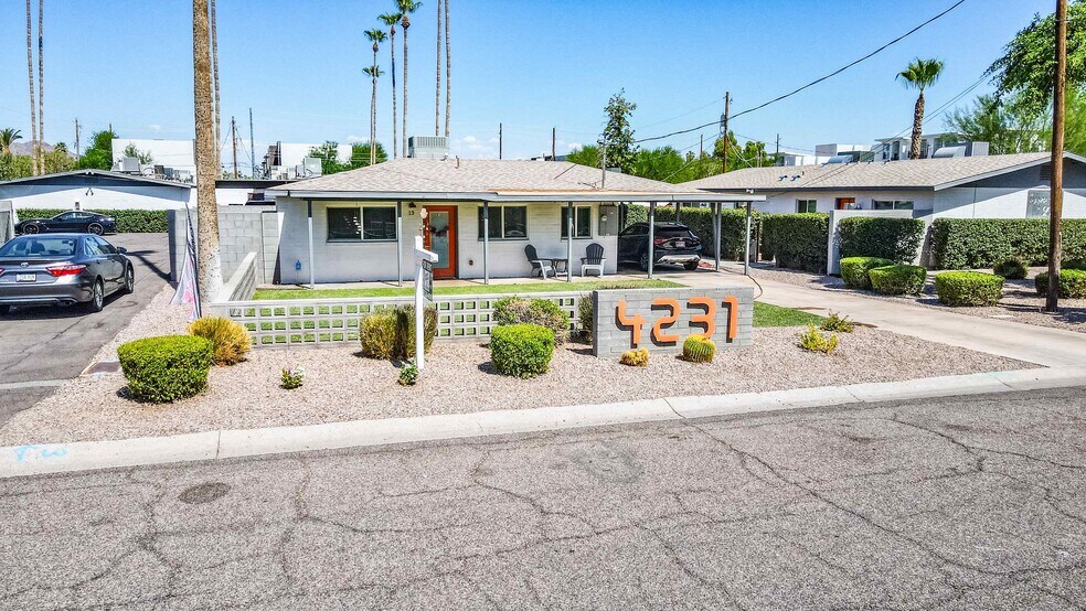 423 N 27th Street, Phoenix, AZ à vendre - Photo de l’immeuble – Image 2 sur 15