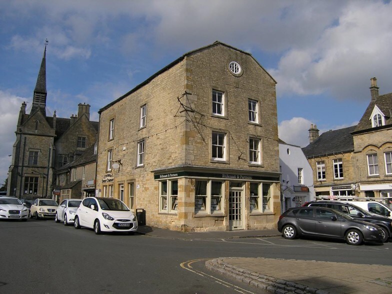 The Square, Stow On The Wold à louer - Photo de l’immeuble – Image 1 sur 3