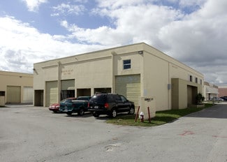 Plus de détails pour 2450 W 82nd St, Hialeah, FL - Industriel/Logistique à vendre
