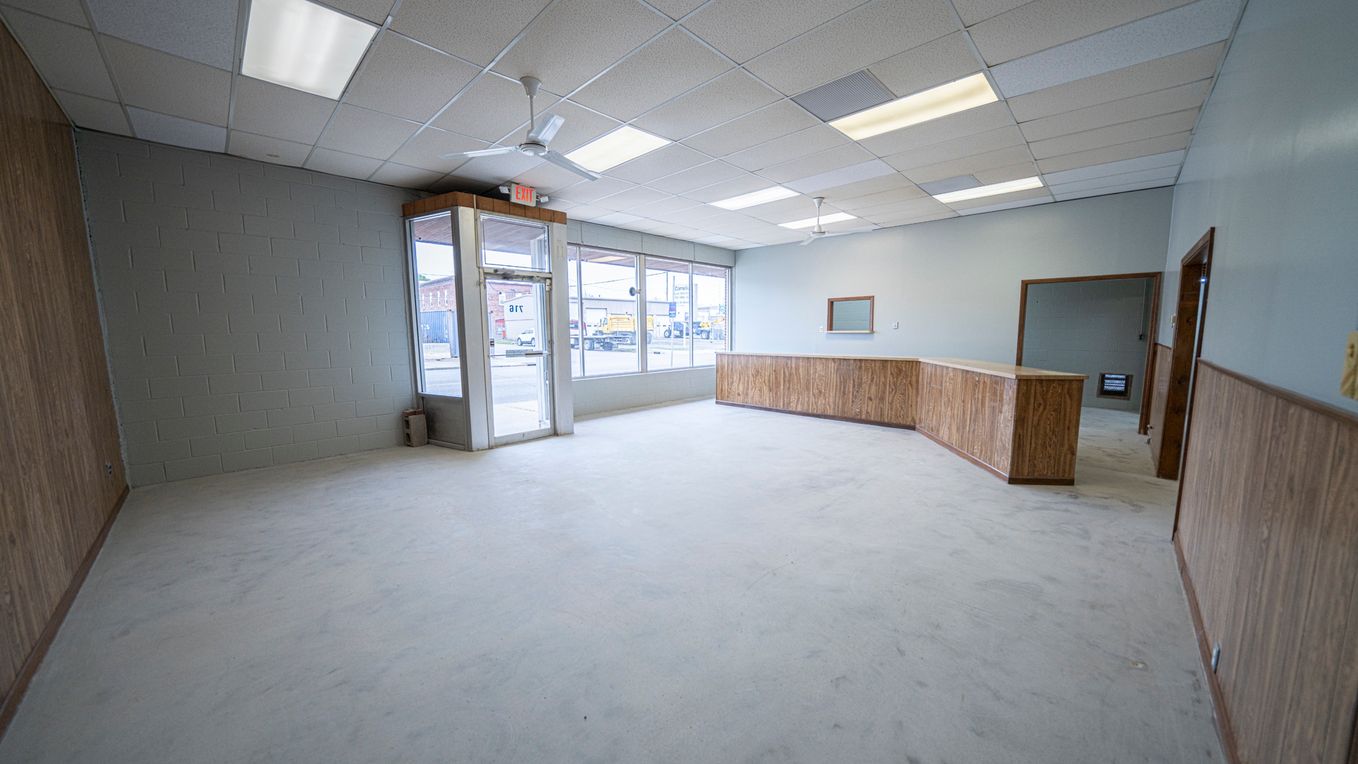 716 S 8th St, Saint Joseph, MO à louer Photo de l’immeuble– Image 1 sur 8