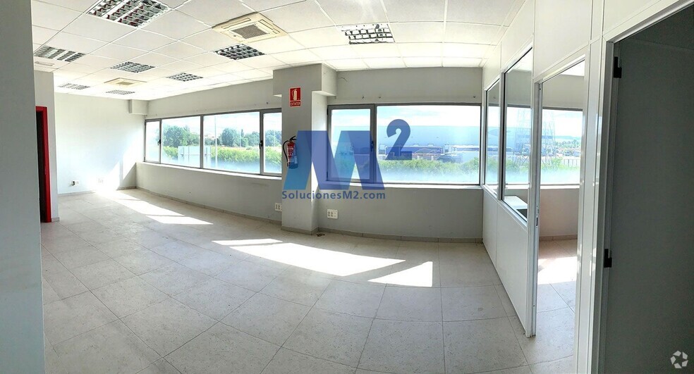 Industriel/Logistique dans Meco, Madrid à vendre - Photo de l’immeuble – Image 3 sur 5