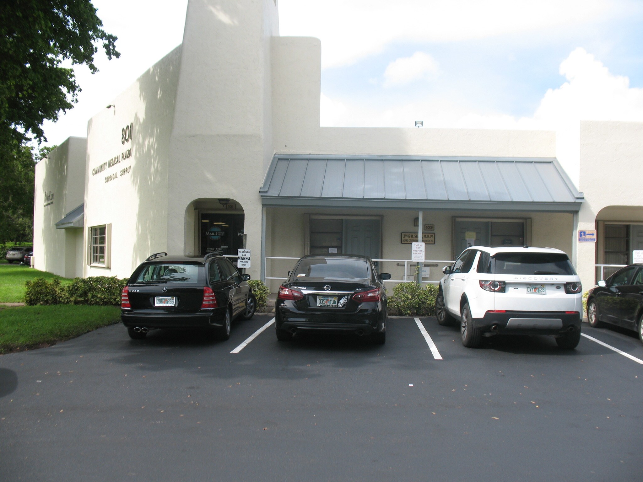 801 Meadows Rd, Boca Raton, FL à louer Photo principale– Image 1 sur 6