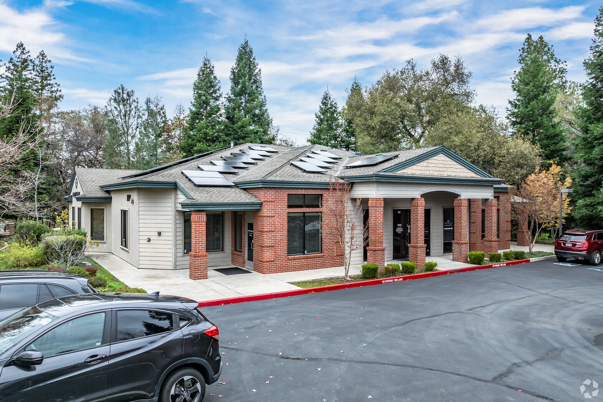 1101 Maidu Dr, Auburn, CA à louer Photo de l’immeuble– Image 1 sur 7