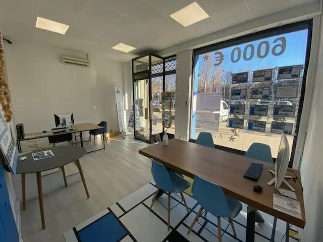 4 Boulevard Sakakini, Marseille à louer - Photo de l’immeuble – Image 3 sur 6