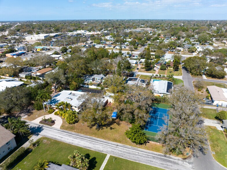 5635 7th Ave N, Saint Petersburg, FL à vendre - Photo de l’immeuble – Image 2 sur 134