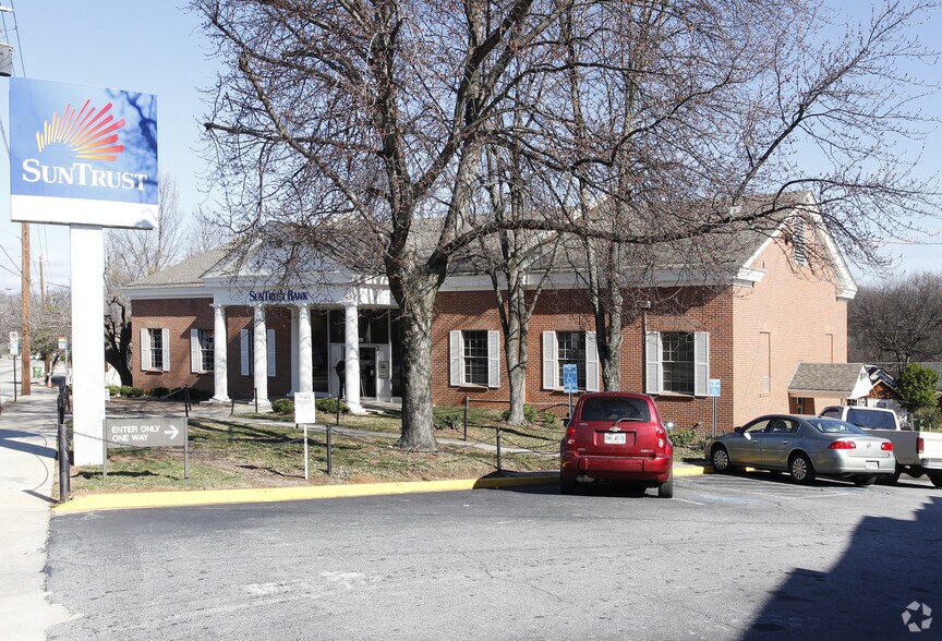 1700 SE Lakewood Ave, Atlanta, GA à louer - Photo principale – Image 1 sur 2