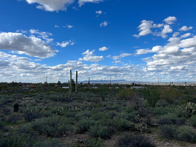 3203 Ironwood, Tucson, AZ à vendre - Photo de l’immeuble – Image 3 sur 13