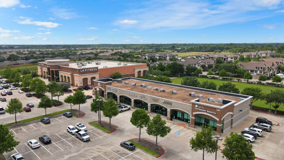 1260 E League City Pky, League City, TX à louer - Photo de l’immeuble – Image 2 sur 3